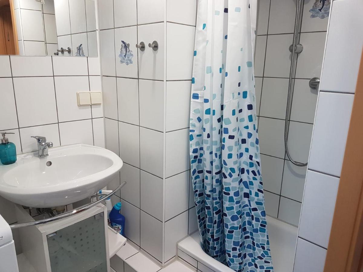 Ruhige Gemuetliche Ferienwohnung In Karlsruhe Daxlanden Fuer Monteure, Pendler, Geschaefsreisen, Wochenendreisen מראה חיצוני תמונה